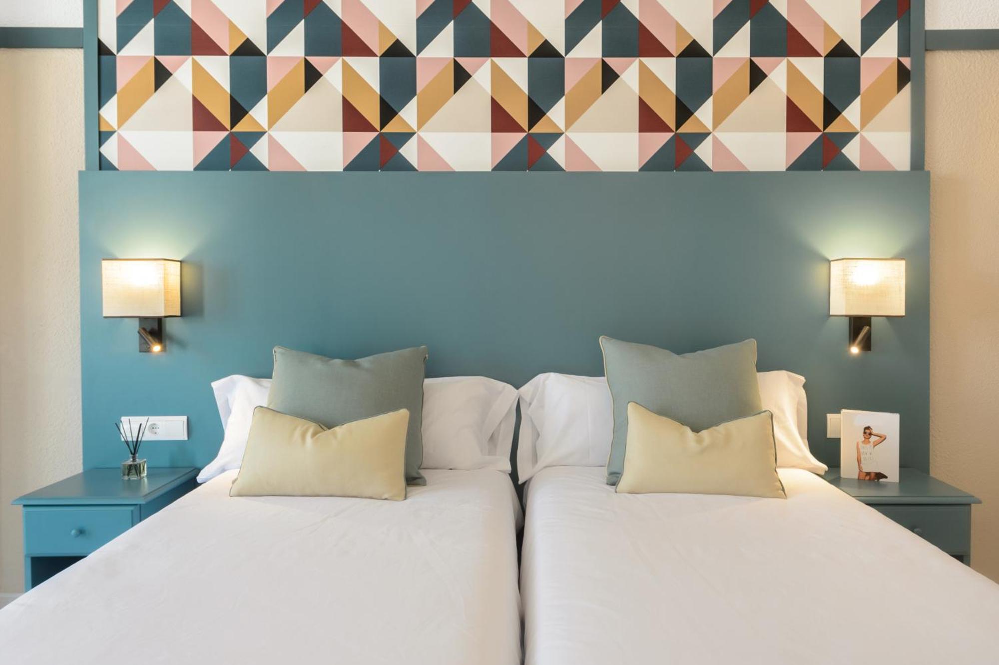 Aparthotel Vibra Club Maritim Sant Antoni de Portmany Zewnętrze zdjęcie