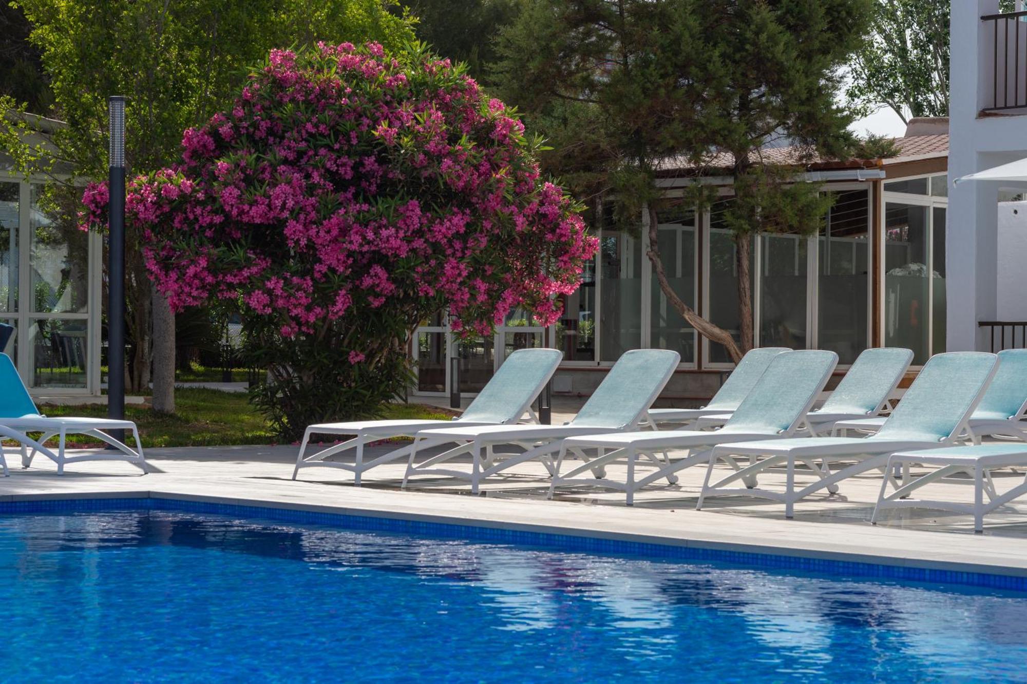 Aparthotel Vibra Club Maritim Sant Antoni de Portmany Zewnętrze zdjęcie