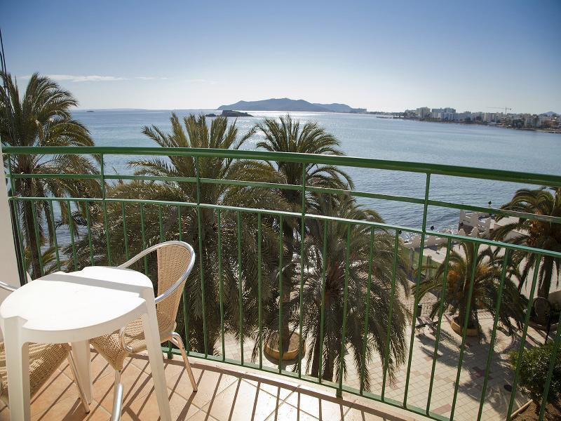Aparthotel Vibra Club Maritim Sant Antoni de Portmany Zewnętrze zdjęcie